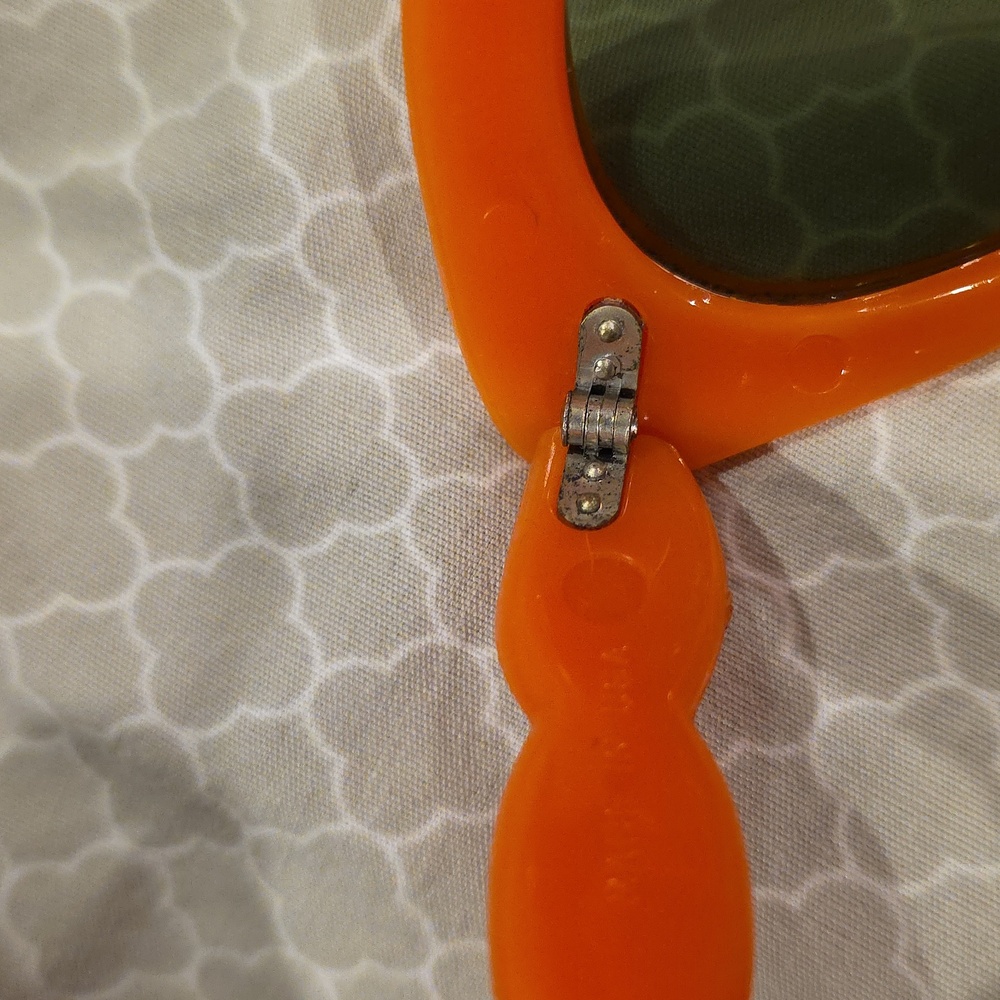 Willson Vintage Sunglasses - image 6